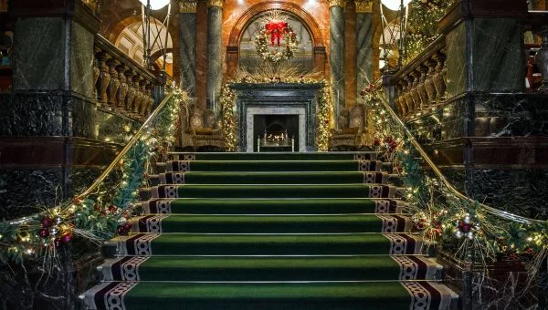 MANDARIN ORIENTAL HYDE PARK LAUNCHES ITS CHRISTMAS PACKAGE WITH HARRODS