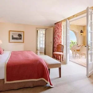 Accomodation