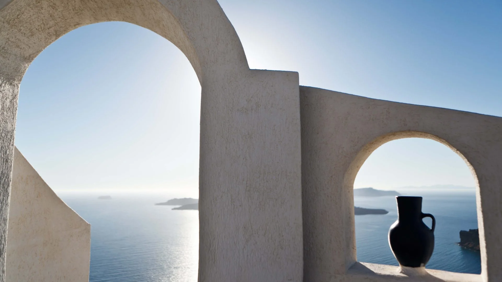 Luxurious Santorini: An Exclusive Guide for the Discerning Traveler