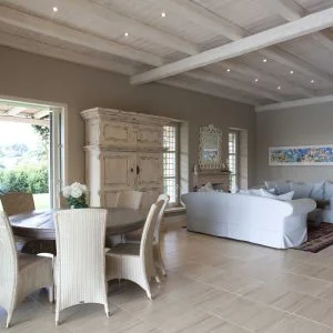 Accomodation