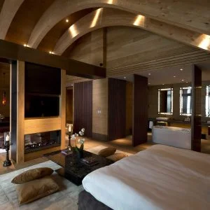 Accomodation