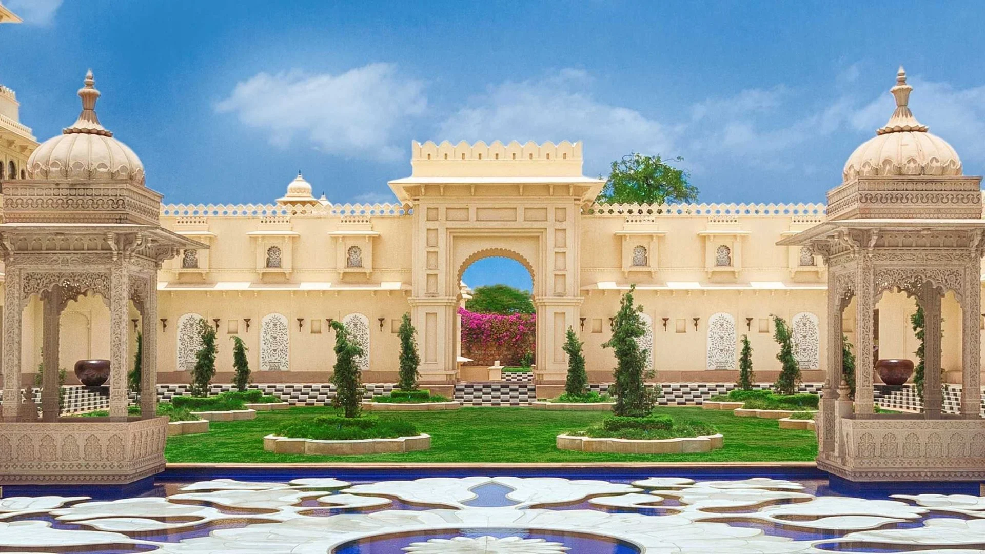 The Best Fairy Tale Palace – The Oberoi Udaivilas